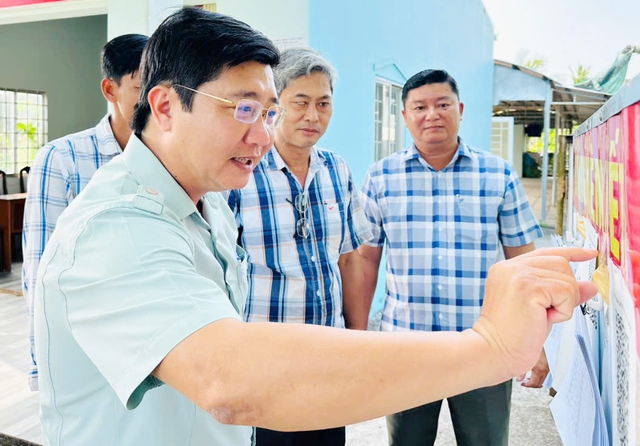 An Giang: Xã Vĩnh Bình nêu cao tinh thần trách nhiệm, tích cực chuẩn bị cho ngày hội lớn của toàn dân- Ảnh 3.