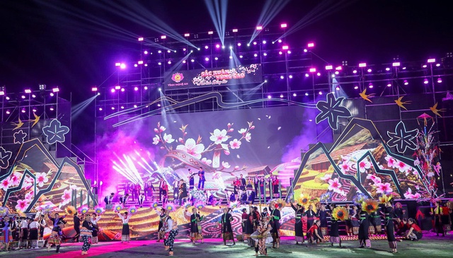 Sắc xuân vùng cao: “ Nghĩa tình dòng Lam” lan toả nơi đại ngàn Nghệ An- Ảnh 2.