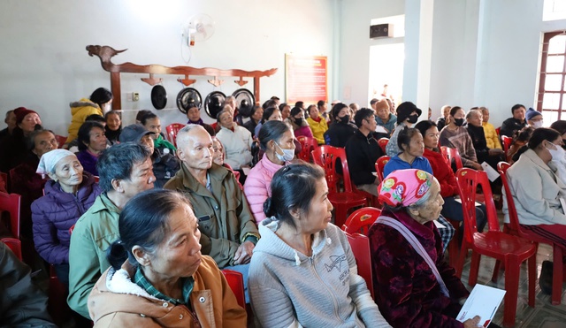 Nghĩa tình dòng Lam: Mỗi suất quà Tết - một thông điệp sẻ chia- Ảnh 1.