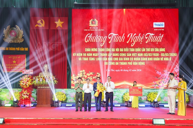 Công an TP Cần Thơ: Vì bình yên cuộc sống, vì hạnh phúc Nhân dân - “1.000 căn nhà - 1.000 điểm tựa lòng dân”- Ảnh 2.