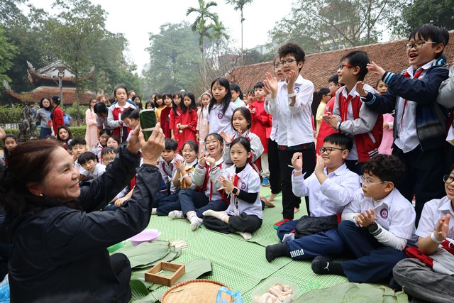 Trải nghiệm “Sắc màu văn hóa Hưng Yên” tại Bảo tàng Dân tộc học Việt Nam- Ảnh 2.