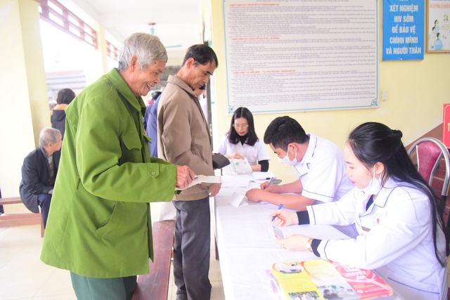 Xã Tây Cốc: Vững vàng vượt khó, tự tin bước vào kỷ nguyên mới- Ảnh 2.