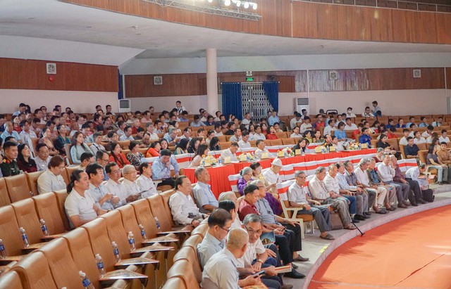 Cần Thơ họp mặt văn nghệ sĩ, báo chí, huấn luyện viên, vận động viên tiêu biểu nhân dịp Xuân Bính Ngọ 2026- Ảnh 2. Cần Thơ họp mặt văn nghệ sĩ, báo chí, huấn luyện viên, vận động viên tiêu biểu nhân dịp Xuân Bính Ngọ 2026- Ảnh 2.