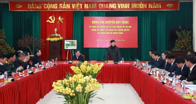 Bí thư Thành ủy Hà Nội Nguyễn Duy Ngọc chúc Tết xã đảo Minh Châu- Ảnh 1. Bí thư Thành ủy Hà Nội Nguyễn Duy Ngọc chúc Tết xã đảo Minh Châu- Ảnh 1.