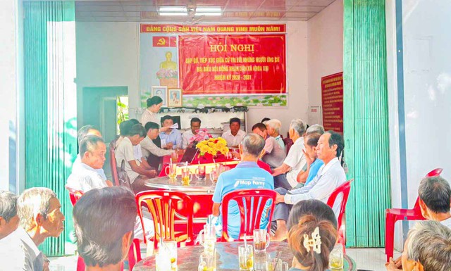 An Giang: Hội nghị tiếp xúc giữa cử tri với người ứng cử đại biểu HĐND xã Vĩnh Thuận, đơn vị bầu cử số 6- Ảnh 1.