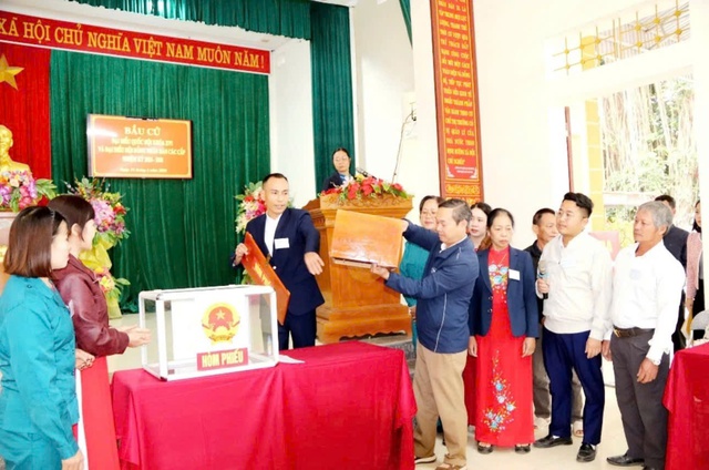 Thanh Hóa: Xã Định Tân vận hành thử quy trình bỏ phiếu bầu cử- Ảnh 3.