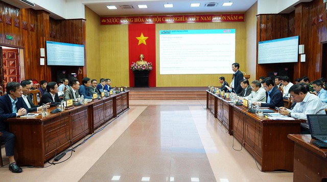 Quảng Trị: Tập trung tháo gỡ “nút thắt” cho các dự án trọng điểm- Ảnh 1.