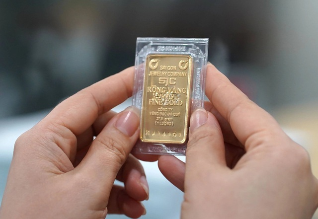 Giá vàng hôm nay 13/3: Tiếp đà giảm mạnh về dưới 185 triệu đồng/lượng- Ảnh 1.