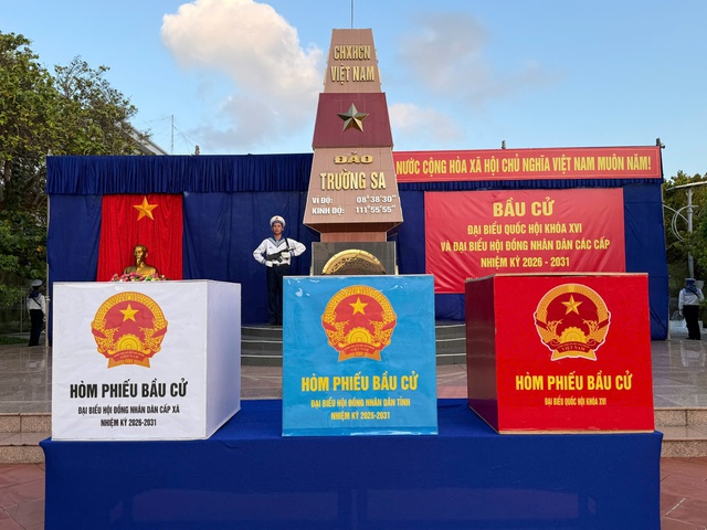 Khu vực bỏ phiếu số 14 - đảo Trường Sa: Sẵn sàng cho ngày bầu cử toàn dân- Ảnh 1. Khu vực bỏ phiếu số 14 - đảo Trường Sa: Sẵn sàng cho ngày bầu cử toàn dân- Ảnh 1.
