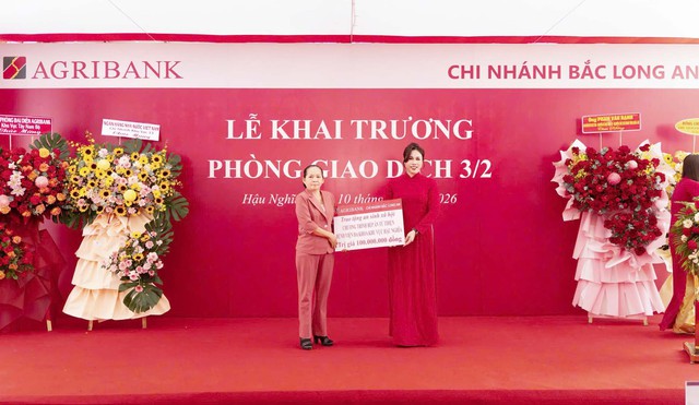 Agribank chi nhánh Bắc Long An khai trương Phòng giao dịch Lộc Giang và Phòng giao dịch 3/2- Ảnh 6. Agribank chi nhánh Bắc Long An khai trương Phòng giao dịch Lộc Giang và Phòng giao dịch 3/2- Ảnh 6.