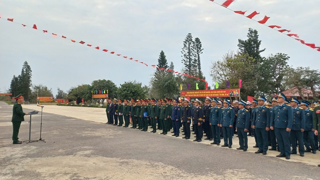 Hình ảnh cử tri đặc khu Bạch Long Vĩ phấn khởi đi bầu cử sớm- Ảnh 4.