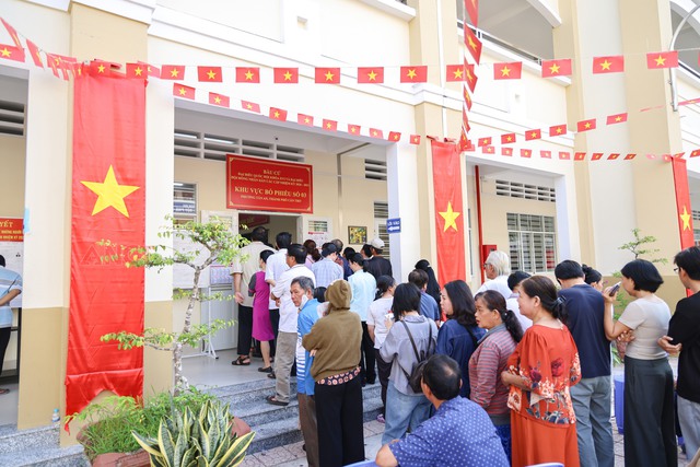 Công an TP Cần Thơ bảo vệ thành công cuộc bầu cử - Ngày hội lớn của toàn dân- Ảnh 2.