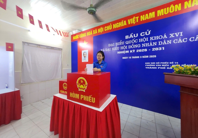 Ngày hội của toàn dân tại khu vực bỏ phiếu số 14, phường Văn Miếu – Quốc Tử Giám- Ảnh 5.