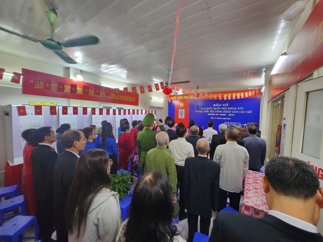 Ngày hội của toàn dân tại khu vực bỏ phiếu số 14, phường Văn Miếu – Quốc Tử Giám- Ảnh 8.