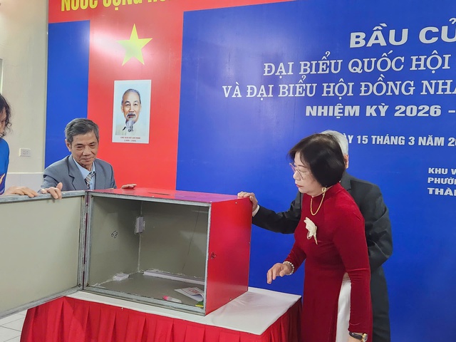 Ngày hội của toàn dân tại khu vực bỏ phiếu số 14, phường Văn Miếu – Quốc Tử Giám- Ảnh 11.