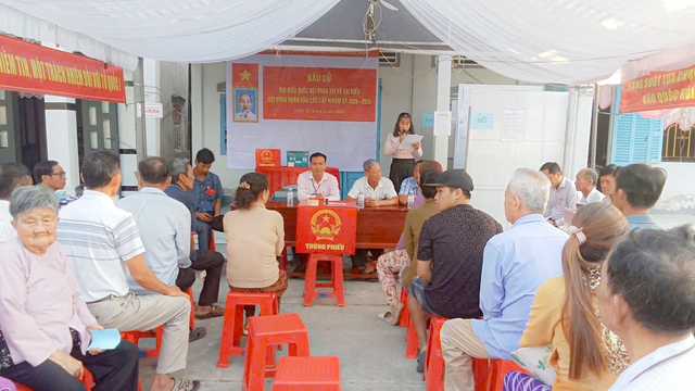 An Giang: Xã Vĩnh Thuận hoàn thành công tác bầu cử- Ảnh 3. An Giang: Xã Vĩnh Thuận hoàn thành công tác bầu cử- Ảnh 3.