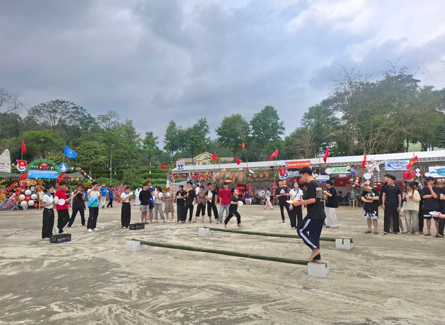 Trường Đại học Lâm nghiệp tưng bừng kỷ niệm 95 năm ngày thành lập Đoàn- Ảnh 7.