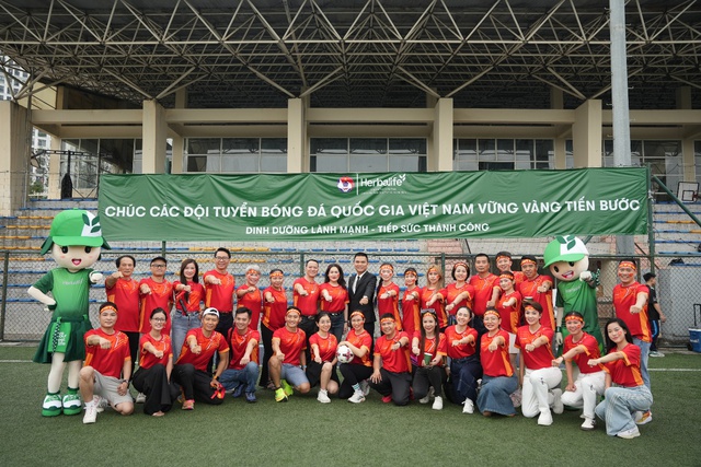 Herbalife Việt Nam tiếp sức Đội tuyển Bóng đá Quốc gia Việt Nam chuẩn bị cho mùa giải mới 2026- Ảnh 5.