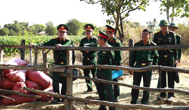 Quân khu 5: Tháo gỡ “nút thắt” cho các dự án kinh tế - quốc phòng tại vùng biên Ea Súp- Ảnh 4.