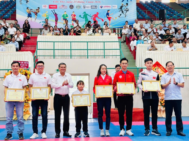 Cần Thơ họp mặt kỷ niệm 80 năm Ngày truyền thống Ngành Thể dục Thể thao- Ảnh 6.