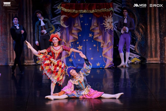 Khán giả Hà Nội say mê thế giới kỳ ảo của “Kẹp hạt dẻ”- Ảnh 8. Khán giả Hà Nội say mê thế giới kỳ ảo của “Kẹp hạt dẻ”- Ảnh 8.