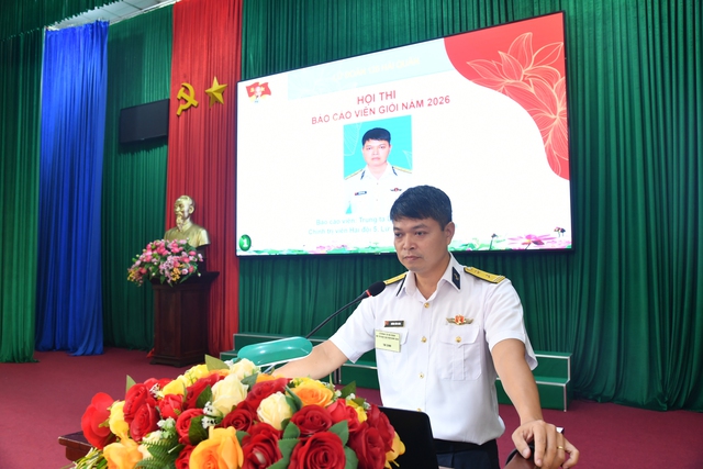 Lữ đoàn 125 Vùng 2 Hải quân nâng cao hiệu quả công tác tuyên truyền- Ảnh 4.