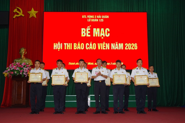 Lữ đoàn 125 Vùng 2 Hải quân nâng cao hiệu quả công tác tuyên truyền- Ảnh 5.