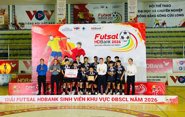 Trường Đại học Nam Cần Thơ giành chức vô địch giải Futsal Sinh viên khu vực ĐBSCL năm 2026- Ảnh 5.