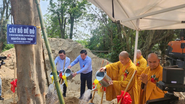 Nghệ An: Trang trọng Lễ khởi công xây dựng chùa Da (Âu Lạc Cổ Tự)- Ảnh 14. Nghệ An: Trang trọng Lễ khởi công xây dựng chùa Da (Âu Lạc Cổ Tự)- Ảnh 14.