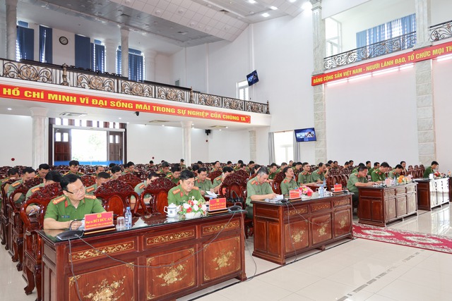 Công an TP Cần Thơ triển khai Phương án bảo đảm ANTT bầu cử ĐBQH khóa XVI và HĐND các cấp nhiệm kỳ 2026 - 2031- Ảnh 1.