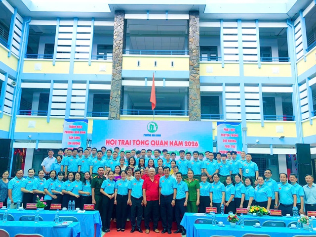 Hội trại tòng quân 2026: Khi Tổ quốc gọi, tuổi trẻ phường Hòa Bình sẵn sàng lên đường- Ảnh 7. Hội trại tòng quân 2026: Khi Tổ quốc gọi, tuổi trẻ phường Hòa Bình sẵn sàng lên đường- Ảnh 7.