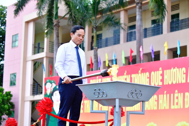 9.105 công dân TP.HCM hăng hái lên đường nhập ngũ- Ảnh 5.