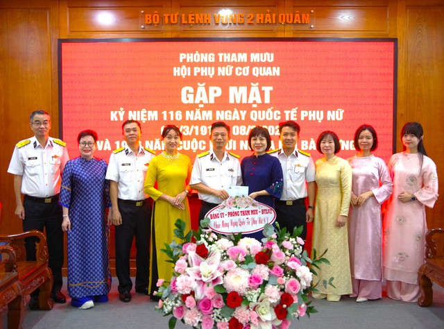 Phụ nữ cơ quan Bộ Tư lệnh Vùng 2 Hải quân vững vàng nơi đầu sóng- Ảnh 3.