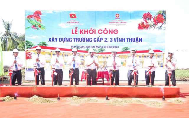 Đại tướng Lê Hồng Anh dự Lễ khởi công xây dựng công trình Trường THCS - THPT Vĩnh Thuận- Ảnh 9.
