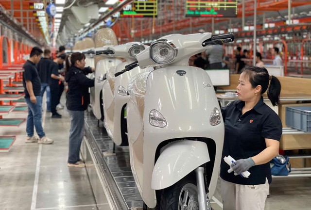 Sản lượng xe máy xuất xưởng trong tháng 2 sụt giảm- Ảnh 1.