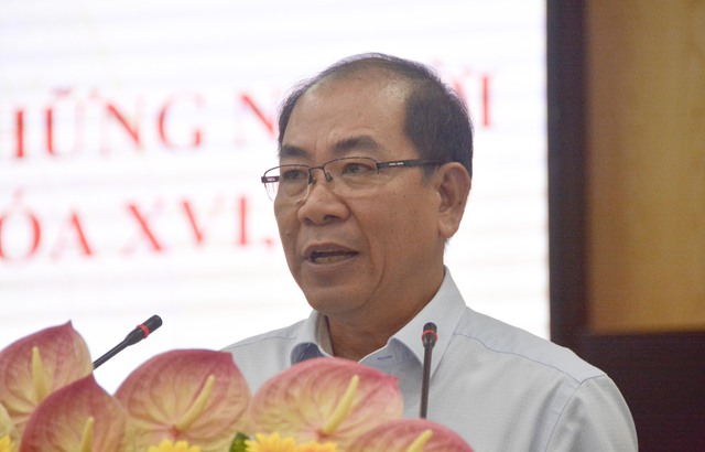 Ứng cử viên ĐBQH khoá XVI đơn vị bầu cử số 7 tiếp xúc cử tri tại xã Vĩnh Phong và Vĩnh Thuận- Ảnh 4.