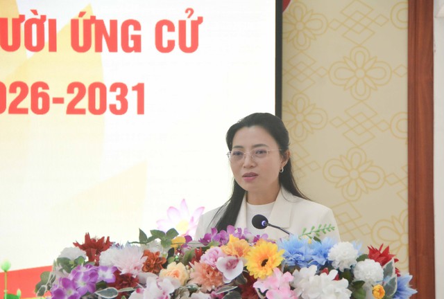 Ứng cử viên đại biểu Quốc hội khoá XVI đơn vị bầu cử số 7 tiếp xúc cử tri tại xã Vĩnh Bình- Ảnh 6.