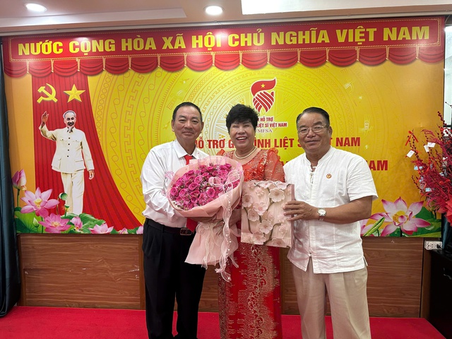 Ấm áp Ngày Quốc tế Phụ nữ 8/3 tại Văn phòng phía Nam Hội Hỗ trợ gia đình liệt sĩ Việt Nam- Ảnh 2.