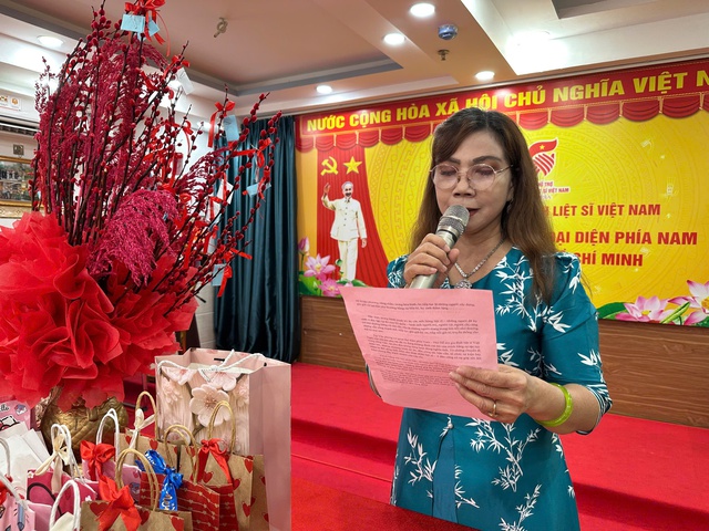 Ấm áp Ngày Quốc tế Phụ nữ 8/3 tại Văn phòng phía Nam Hội Hỗ trợ gia đình liệt sĩ Việt Nam- Ảnh 3.