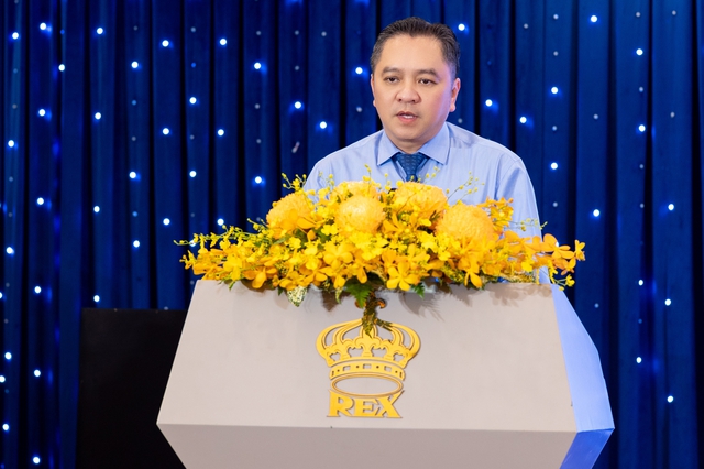 Giám đốc sở du lịch TP. HCM tham gia tiếp xúc cử tri tại đơn vị bầu cử số 29 (phường Trung Mỹ Tây và phường Đông Hưng Thuận)
- Ảnh 3. Giám đốc sở du lịch TP. HCM tham gia tiếp xúc cử tri tại đơn vị bầu cử số 29 (phường Trung Mỹ Tây và phường Đông Hưng Thuận)
- Ảnh 3.