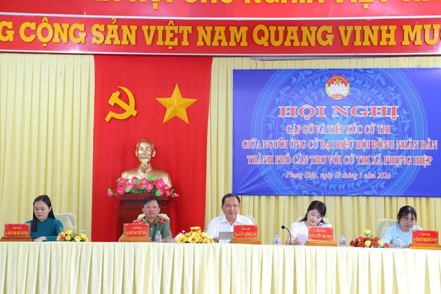 Giám đốc Công an TP Cần Thơ tiếp xúc cử tri: Lan tỏa thông điệp “Gần dân, sát dân, vì Nhân dân phục vụ”- Ảnh 1.