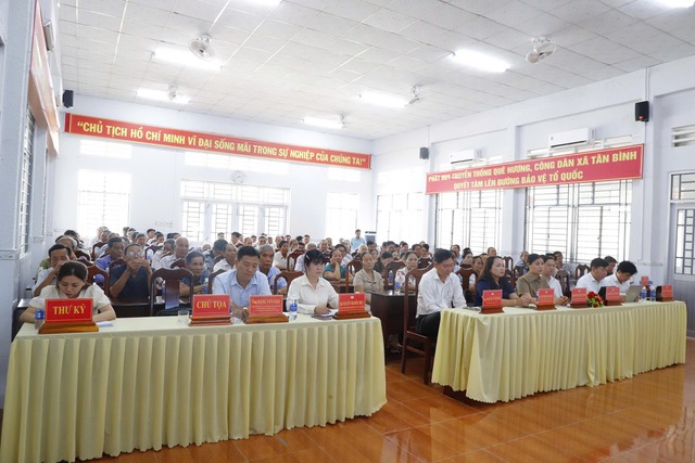 Giám đốc Công an TP Cần Thơ tiếp xúc cử tri: Lan tỏa thông điệp “Gần dân, sát dân, vì Nhân dân phục vụ”- Ảnh 2.