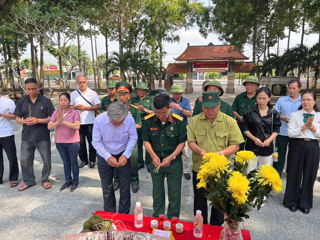 Đưa liệt sĩ Nguyễn Xuân Lưu trở về đất mẹ sau 48 năm- Ảnh 1.