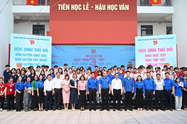 Hà Nội: Tuyên dương “Học sinh 3 rèn luyện”, “Học sinh 3 tốt” tiêu biểu cấp thành phố- Ảnh 5.