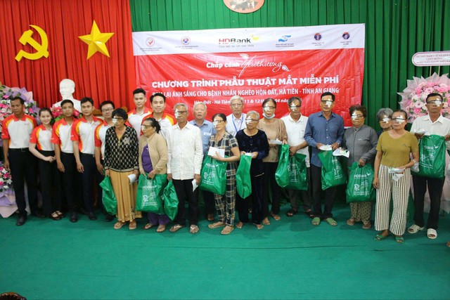 HDBank nối dài hành trình yêu thương tại Đồng bằng sông Cửu Long- Ảnh 3.