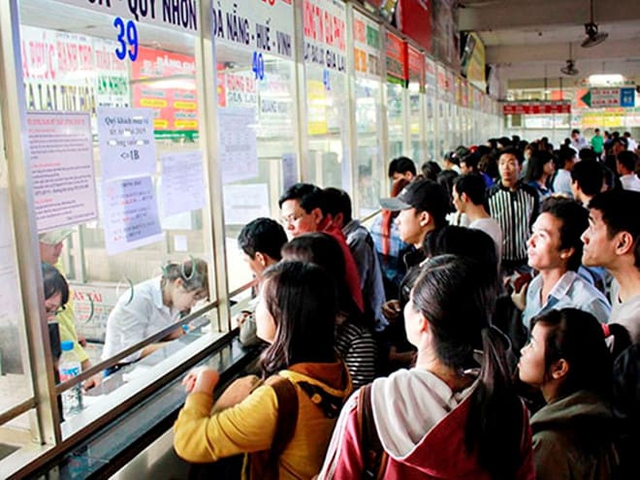 Giá vé xe khách tăng tối đa 40% dịp lễ 30/4 - 1/5- Ảnh 1. Giá vé xe khách tăng tối đa 40% dịp lễ 30/4 - 1/5- Ảnh 1.