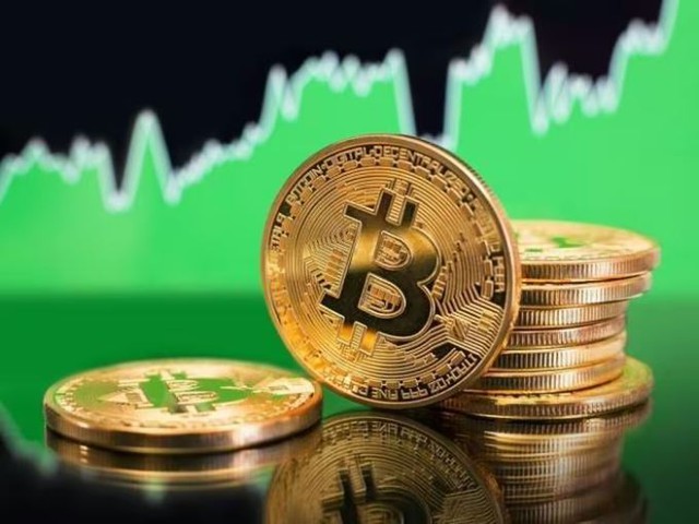 Giá Bitcoin hôm nay 15/4: Các quỹ ETF Bitcoin đẩy mạnh mua vào- Ảnh 1.