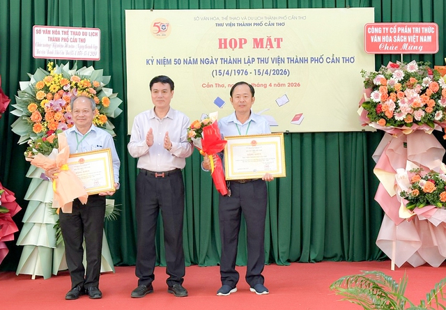 Thư viện TP Cần Thơ họp mặt Kỷ niệm 50 năm Ngày thành lập- Ảnh 4.