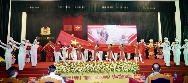 Công an Thanh Hóa: Kỷ niệm 80 năm Ngày truyền thống lực lượng Cảnh sát Quản lý hành chính về TTXH- Ảnh 1.