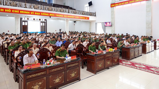 Kỷ niệm 80 năm Ngày truyền thống lực lượng Cảnh sát QLHC về TTXH, Công an TP Cần Thơ- Ảnh 3.